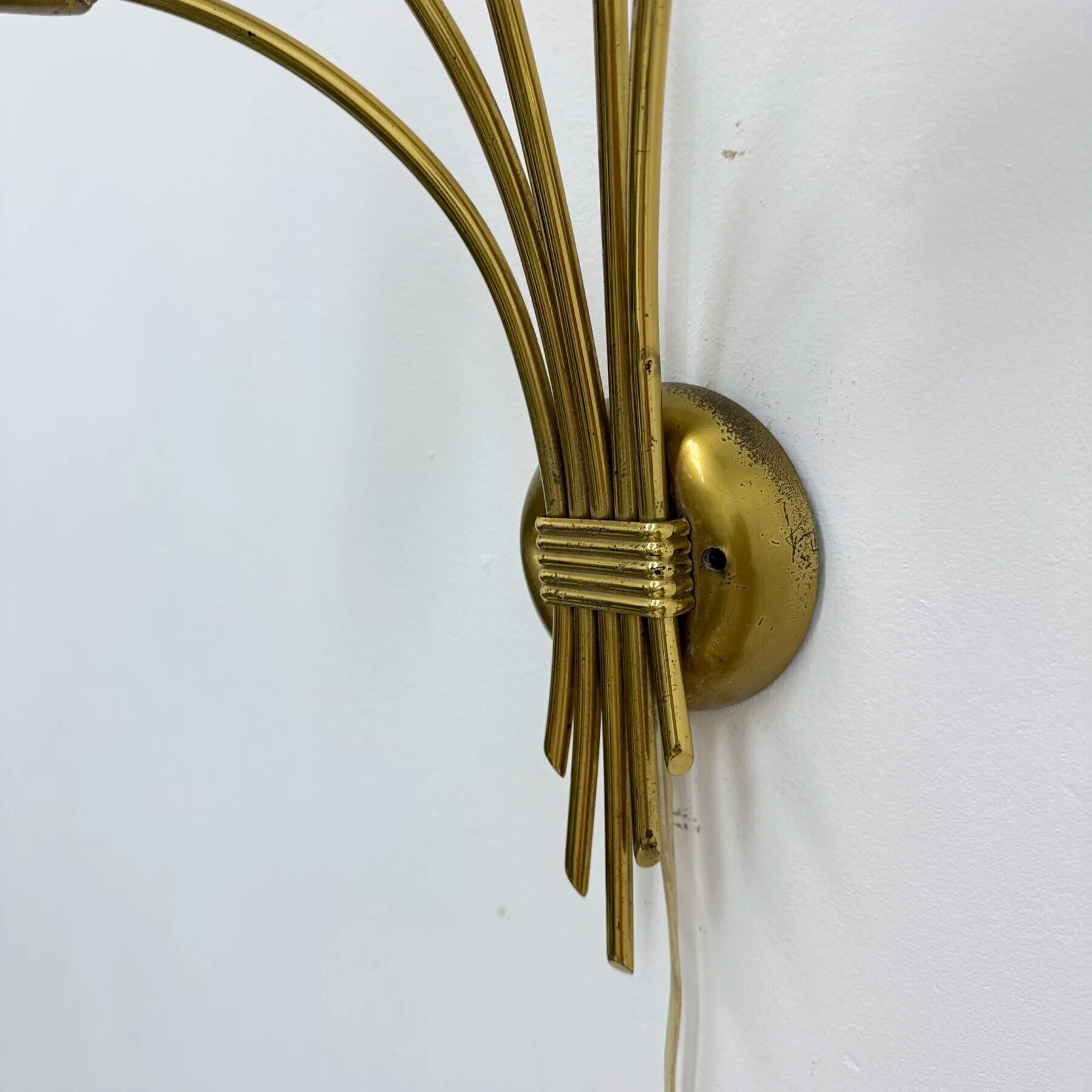 Mid-century brass wall light sconce, 1950s