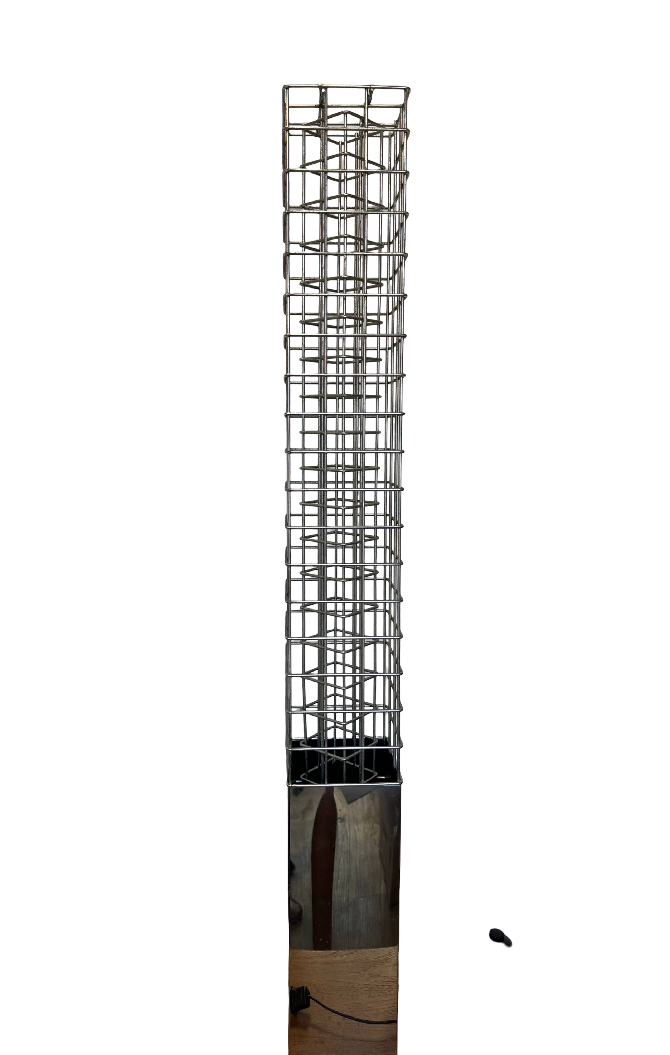 Steel column lamp