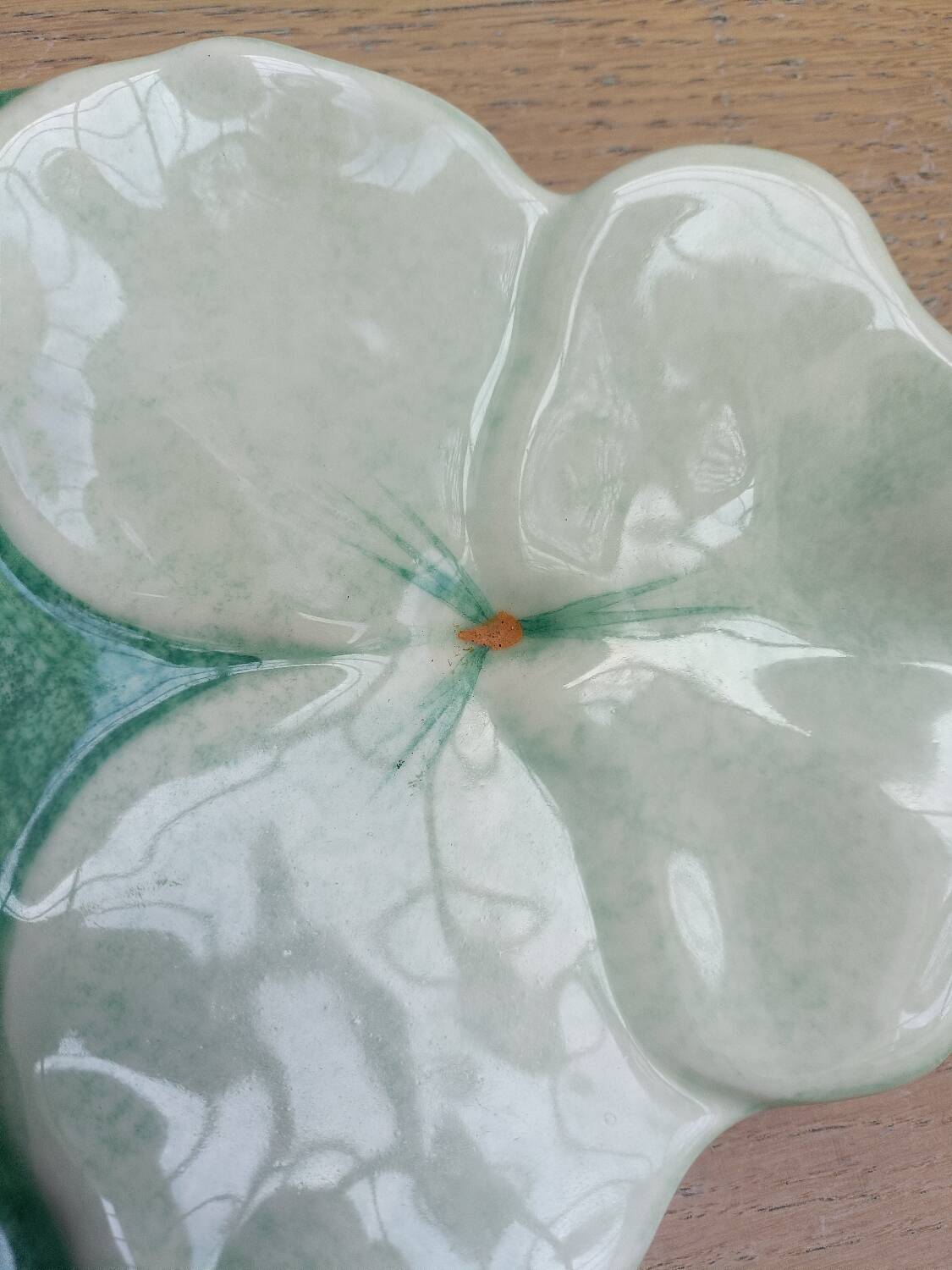 Flower plate, Ernestine Salerno