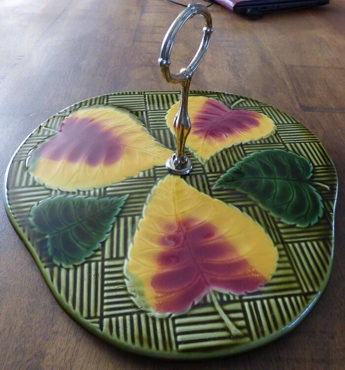 Cheese platter by sarreguemine no. 6143 in the shape of a pear.