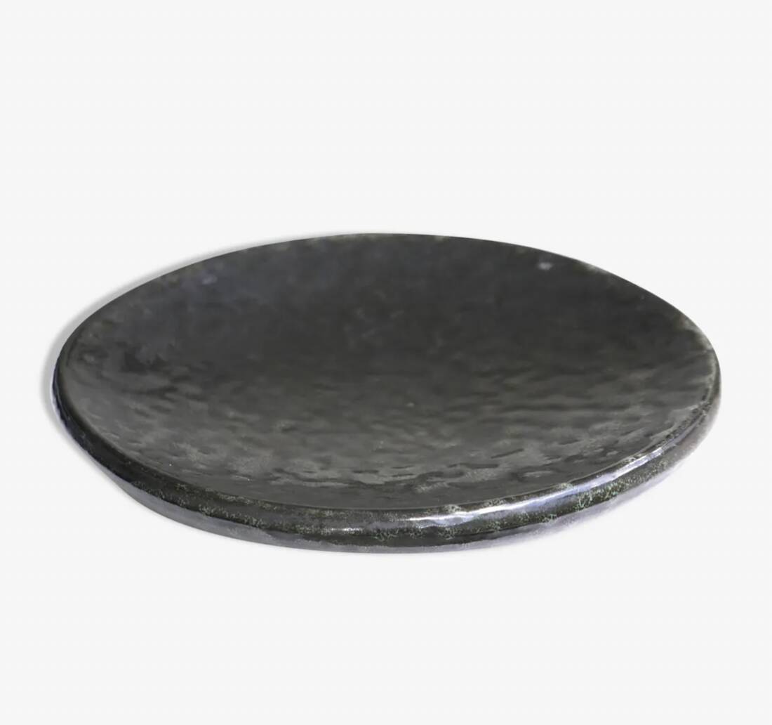 Round Accolay plate in black ceramic, 1960s centrepiece.