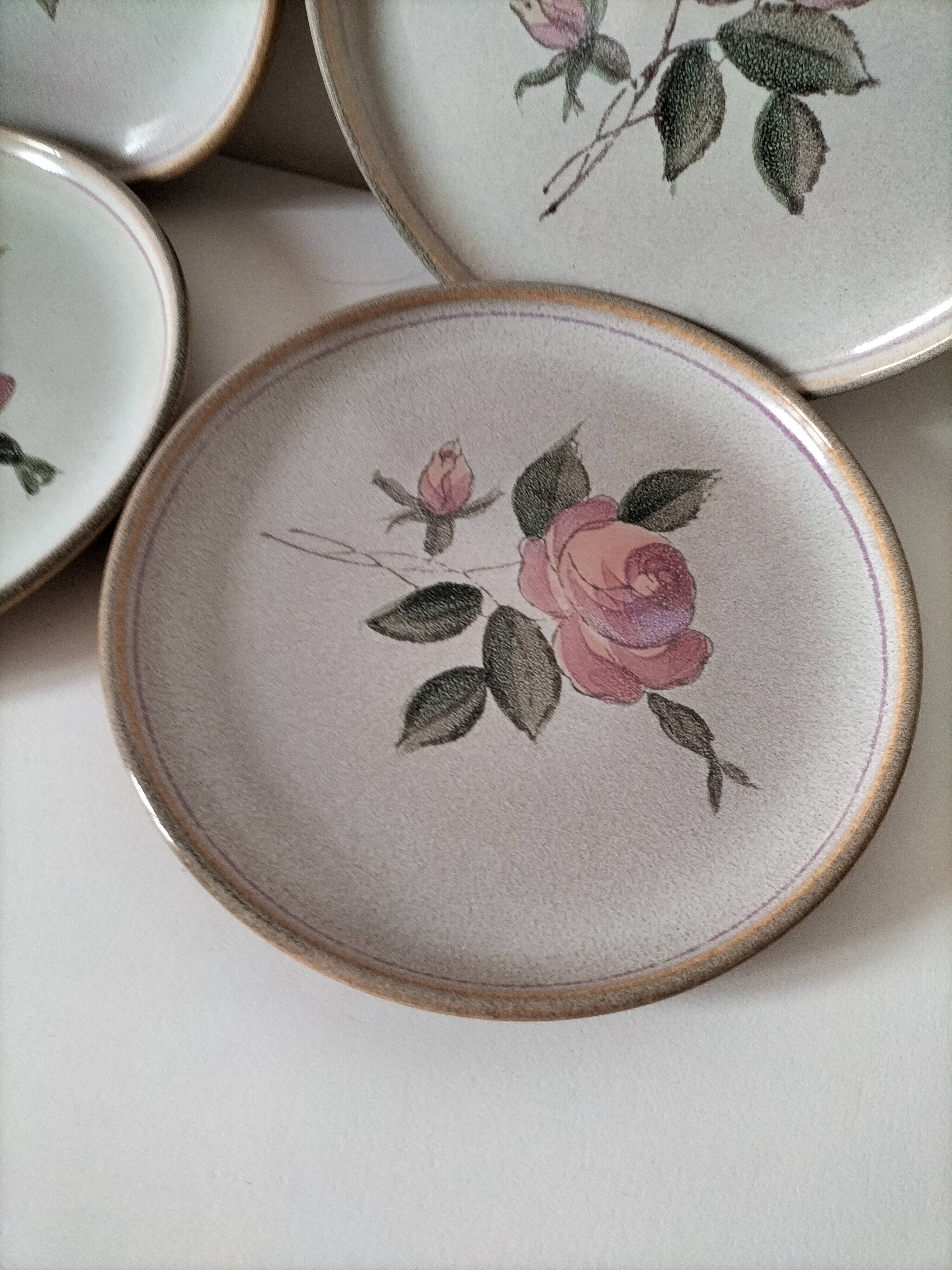 Ensemble 4 assiettes MBFA Pornic modèle Rosita