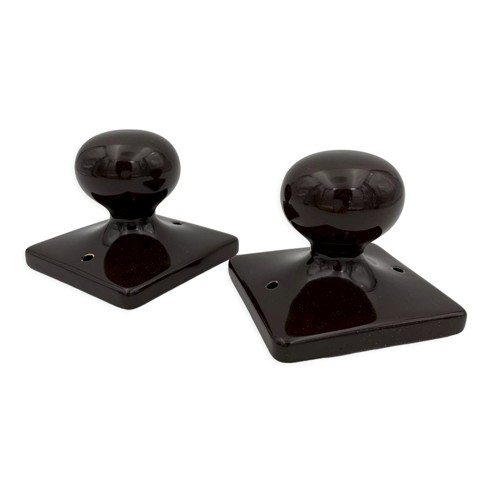 Vintage chestnut hooks porcelain Halga