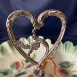 Mendiant ou serviteur en barbotine a decor de fruits poignee coeur