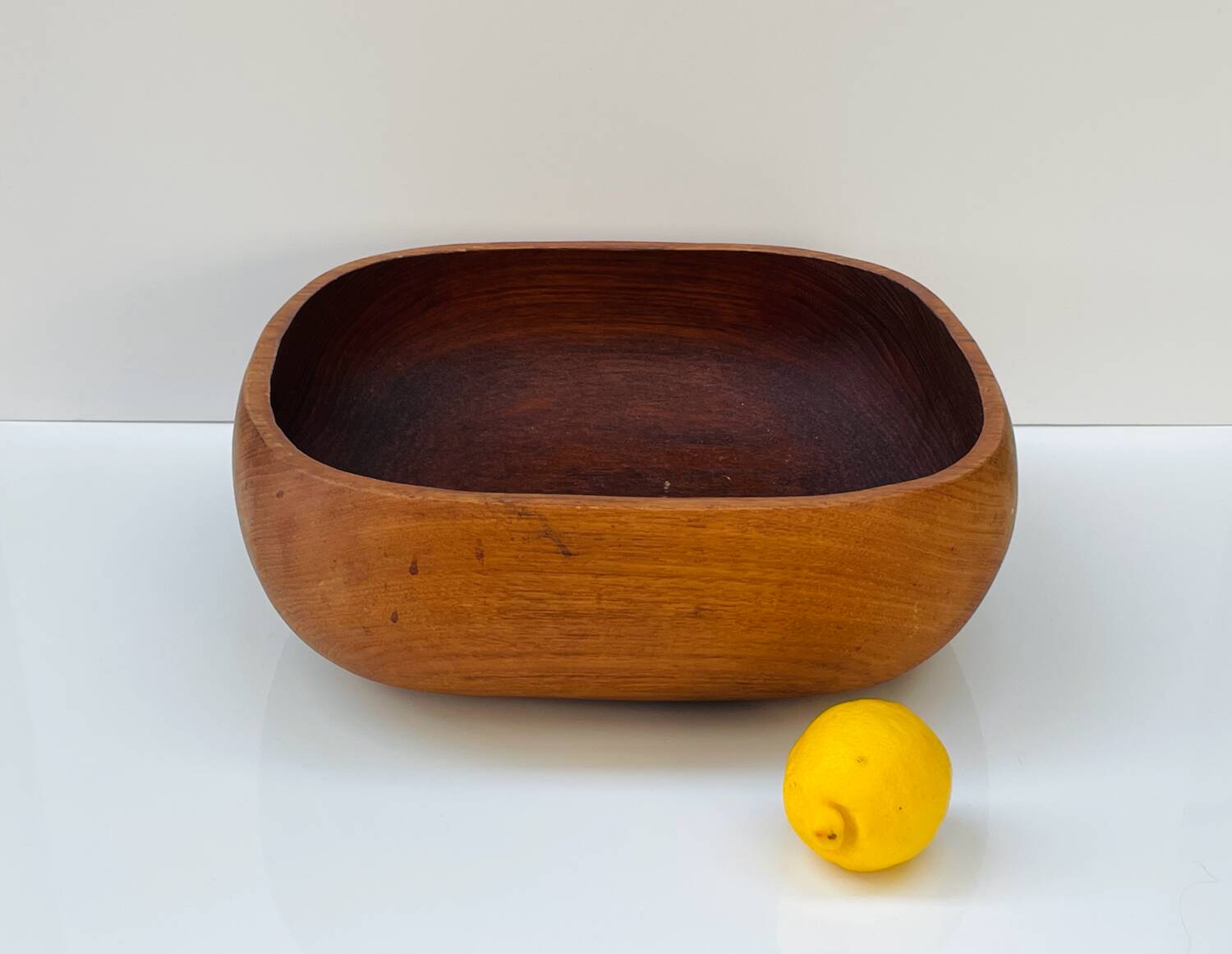 Large vintage teak salad bowl or centrepiece, 1960s design.