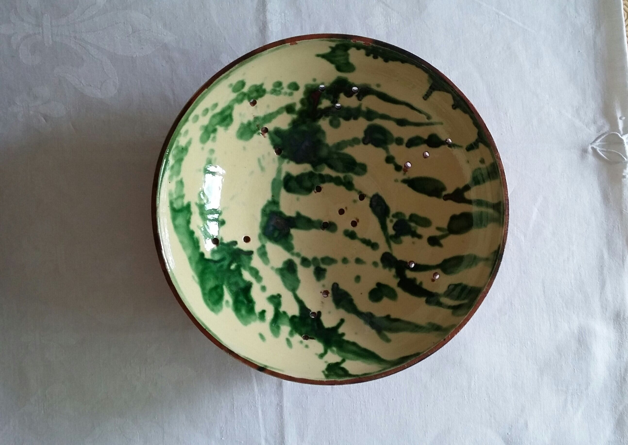 Draining dish