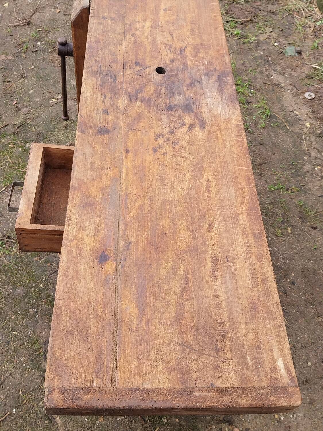 Wooden carpenter's workbench