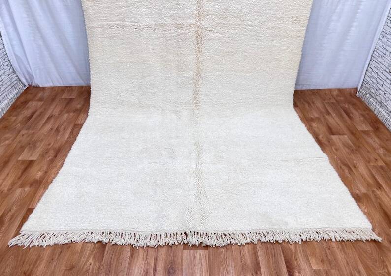 Large Moroccan wool rug 300x200cm