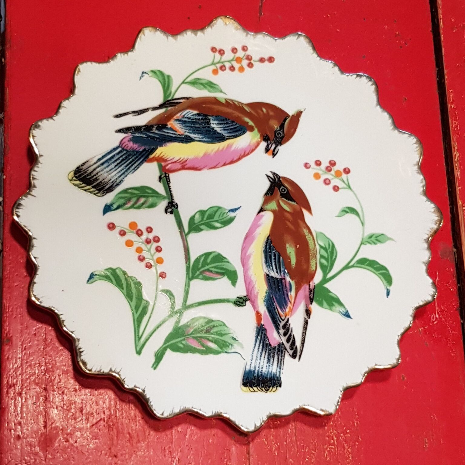 3 decorative porcelain plates