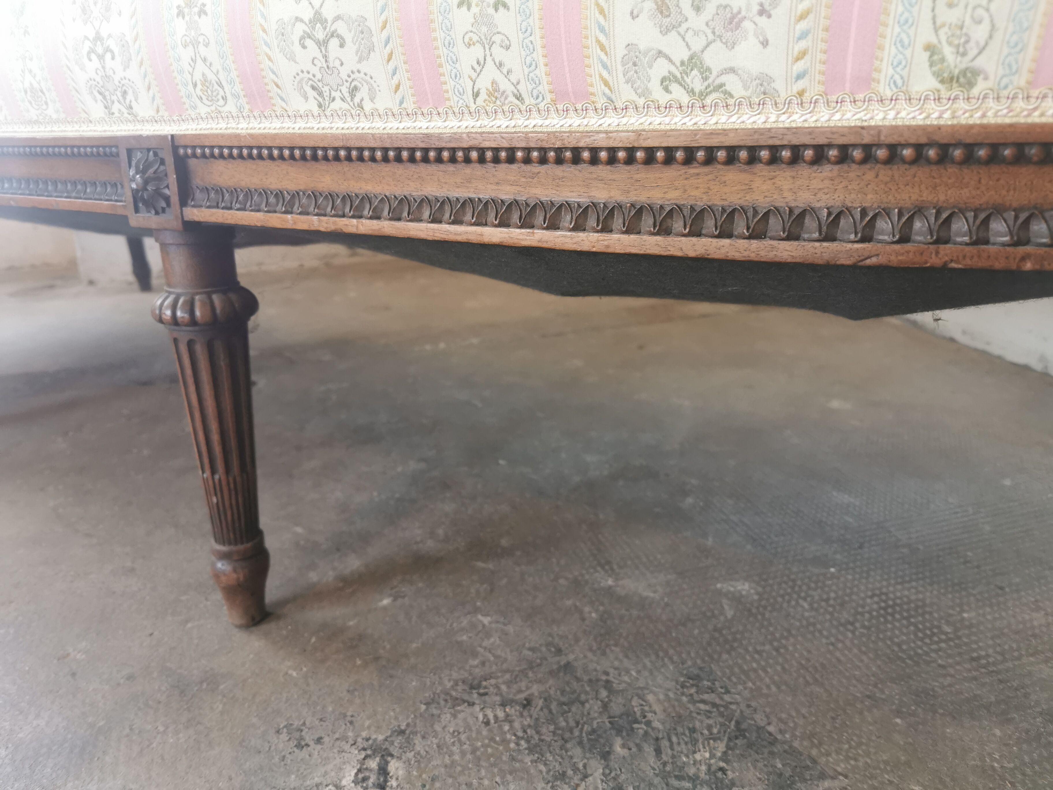Louis XVl style bench