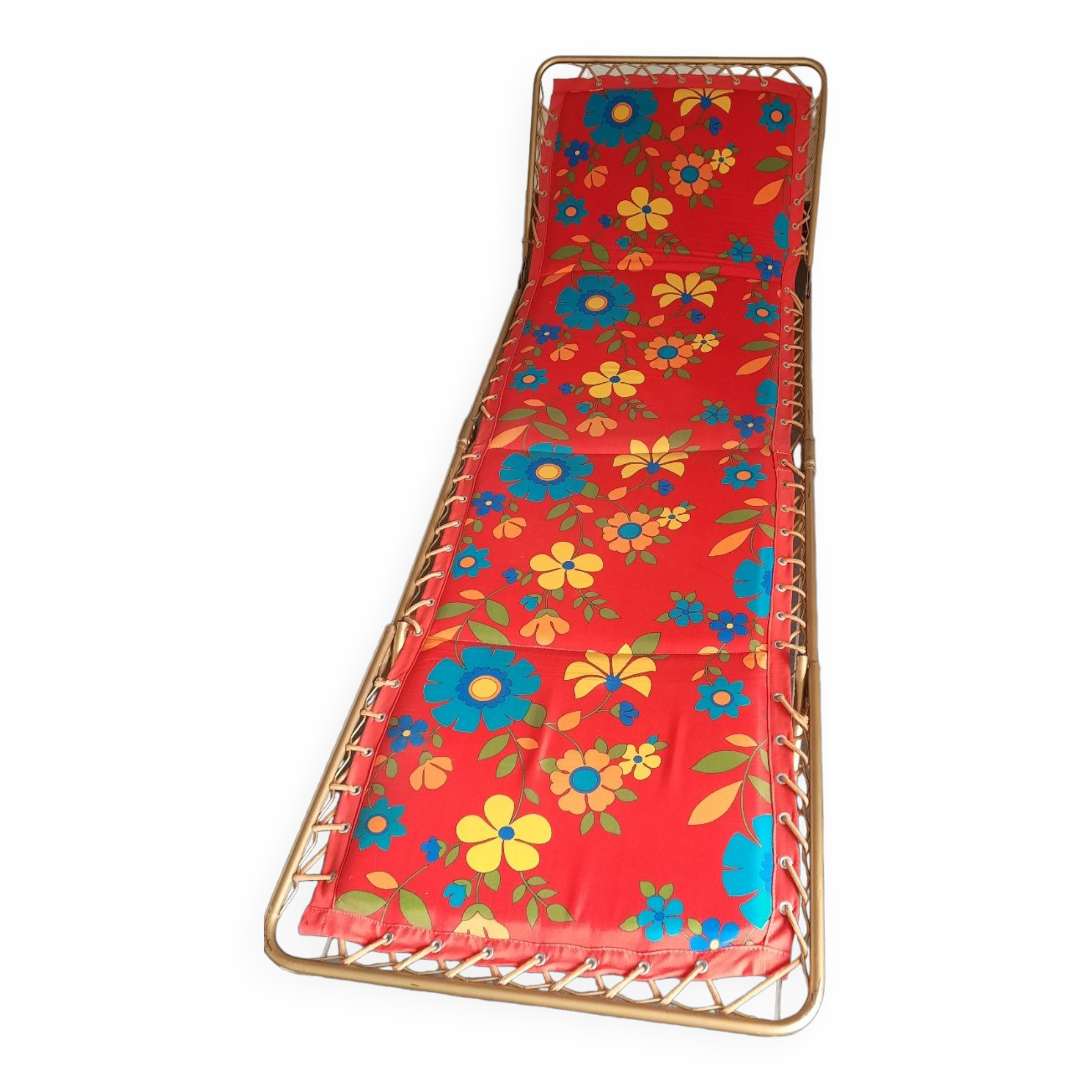 Vintage foldable camping camp bed