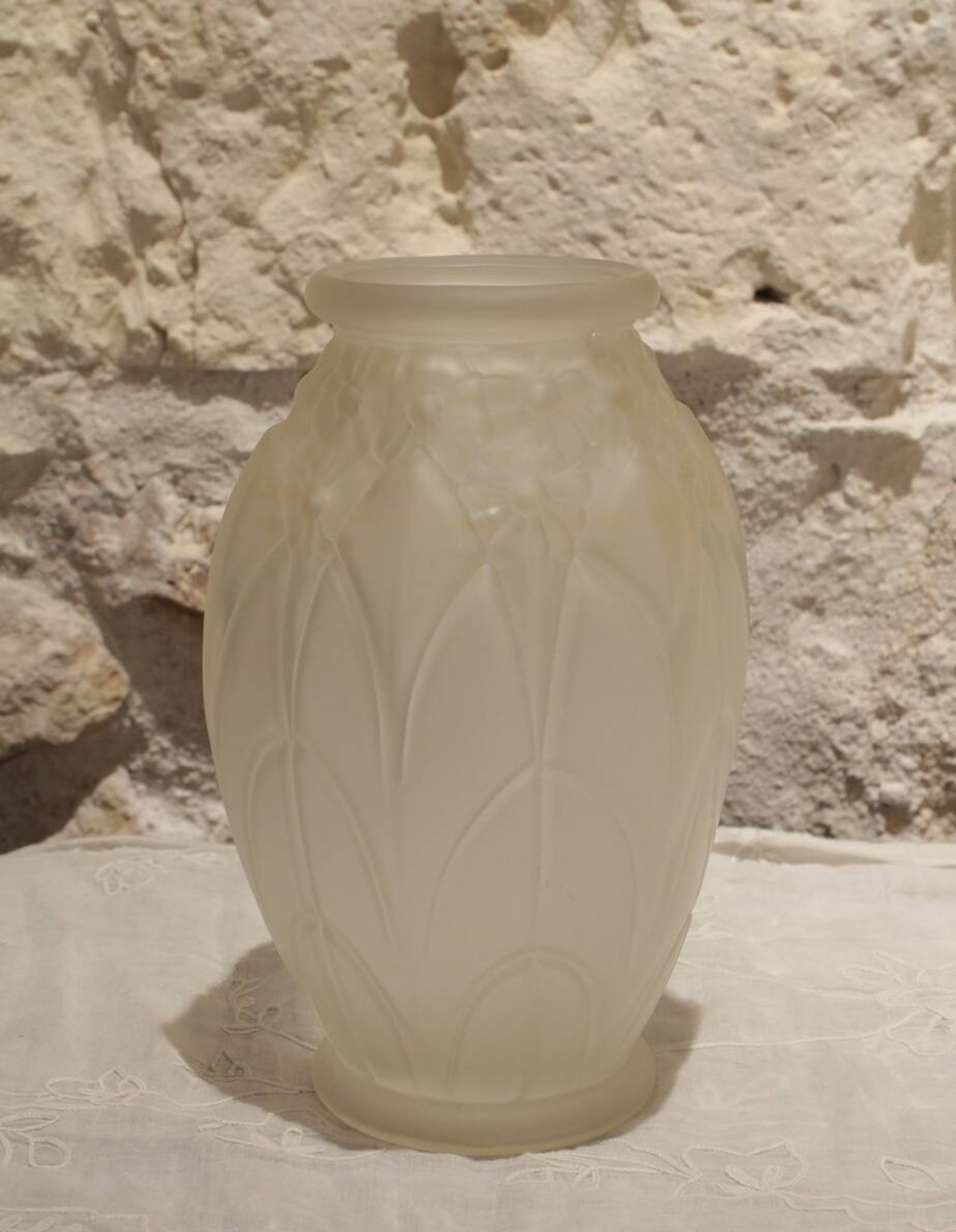 Art Deco molded and satin-finished glass vase, circa 1930