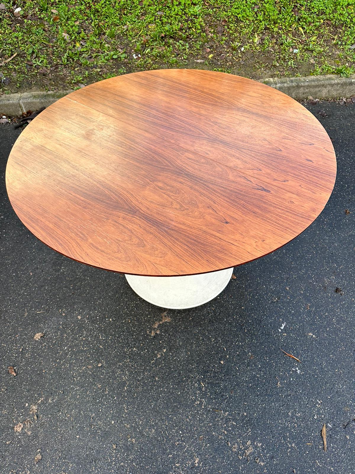 Dining room table