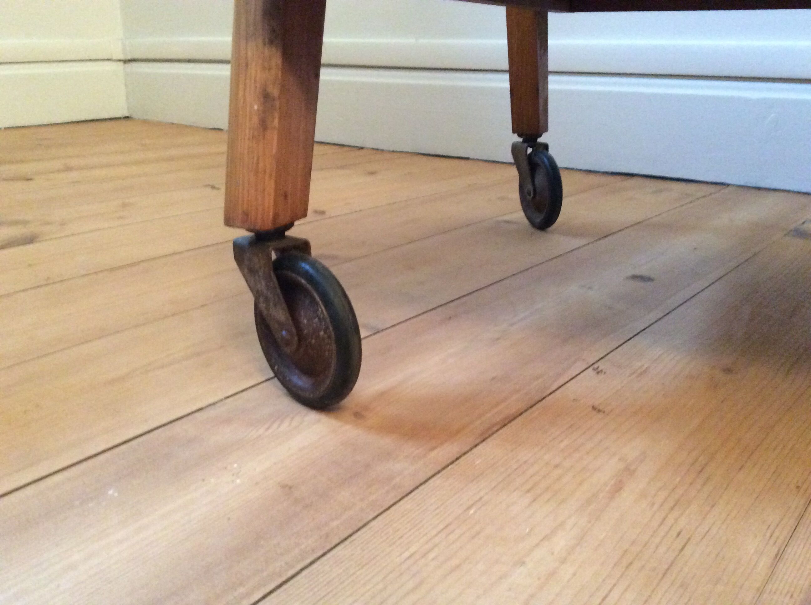 Service or table low vintage