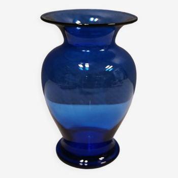 Beautiful amfora vase designed by michael bang for royal copenhagen in 1991