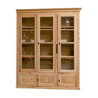 Vintage wooden workshop display case “Catherine”