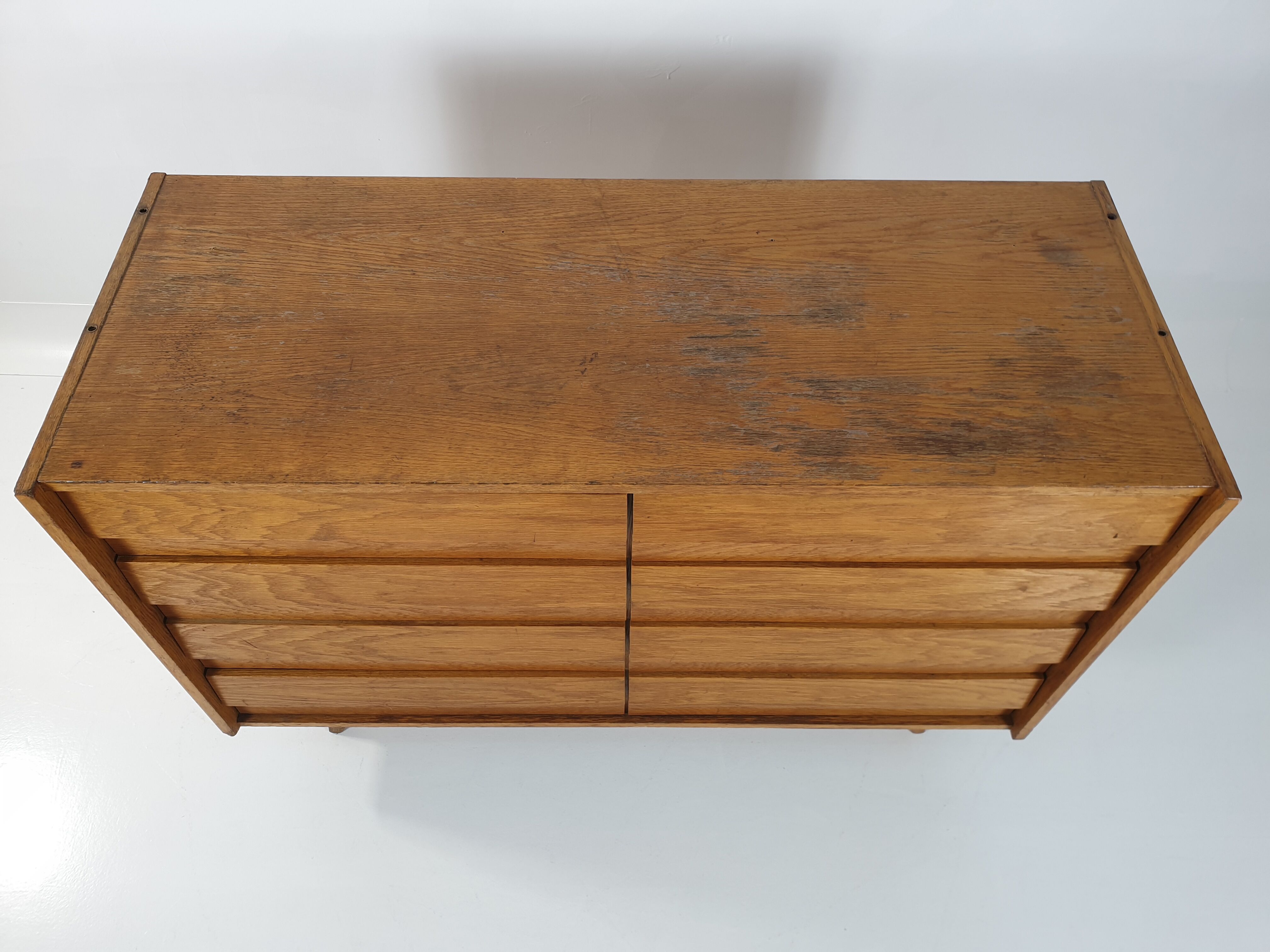 Commode de Jiří Jiroutek pour Interier Praha, années 1960