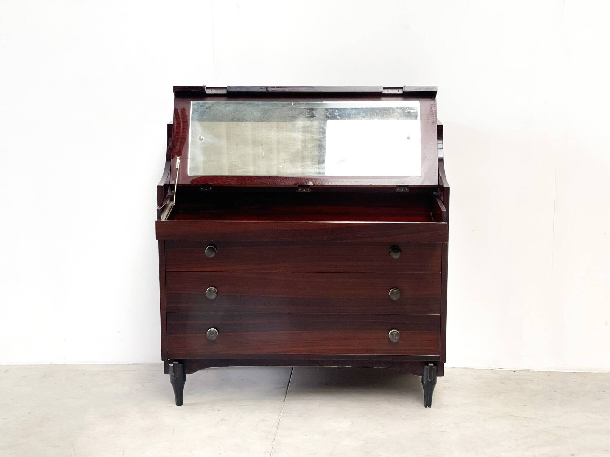 Claudio Salocchi chest of drawers for Sormani 1960s