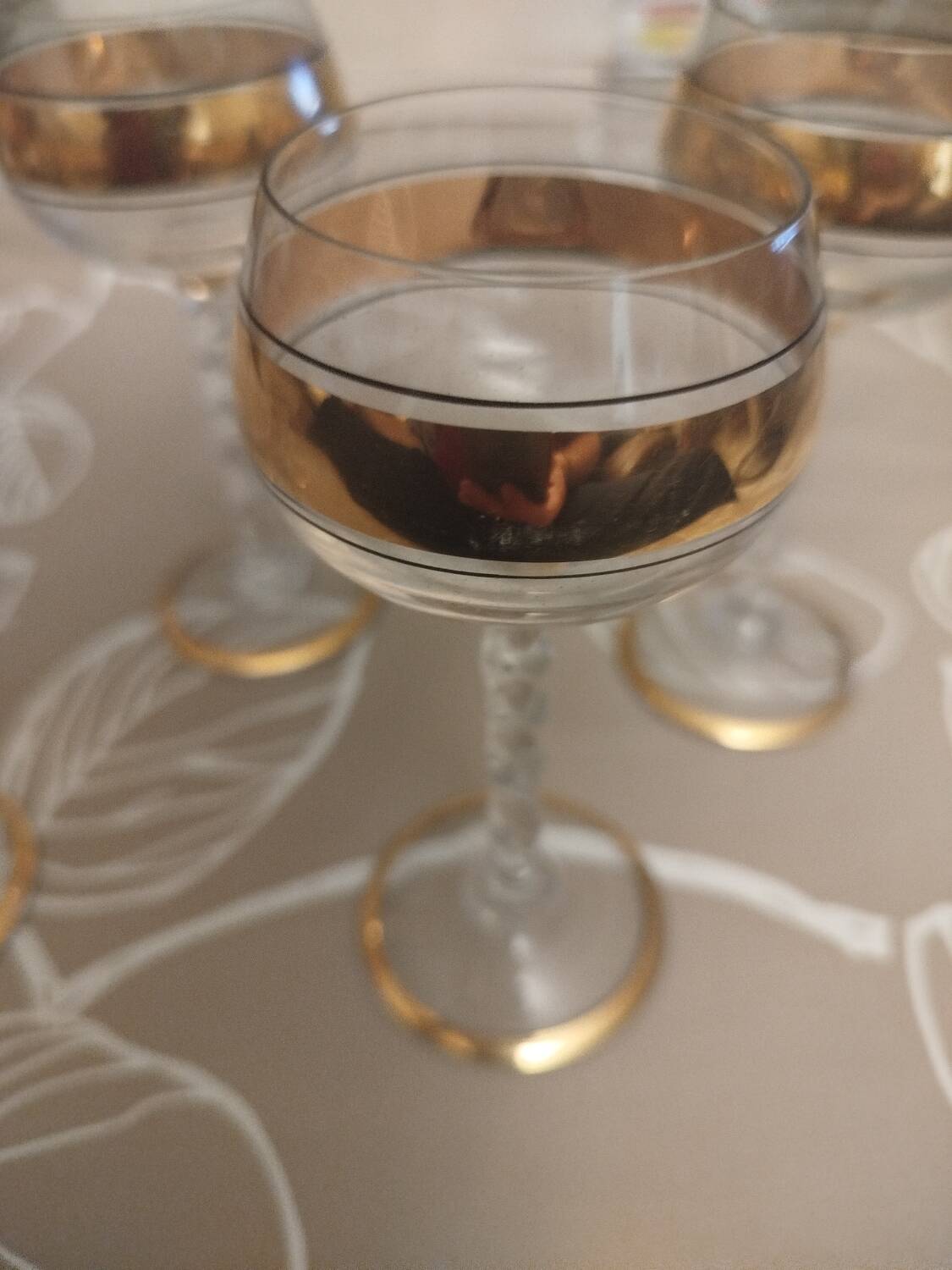 Verlor glasses with gold trim