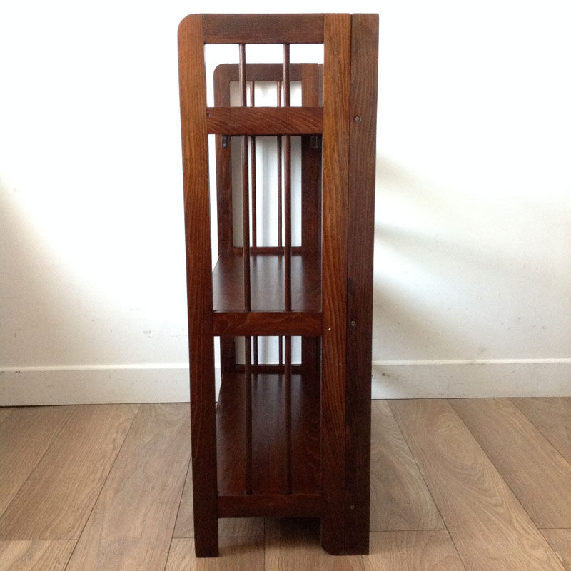 Wooden foldable shelf