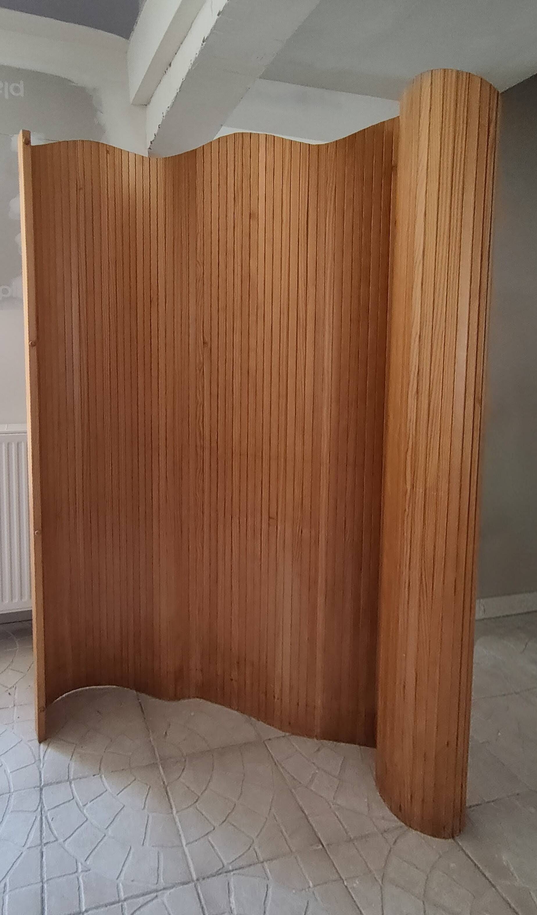 Vintage wooden wavy screen by Baumann