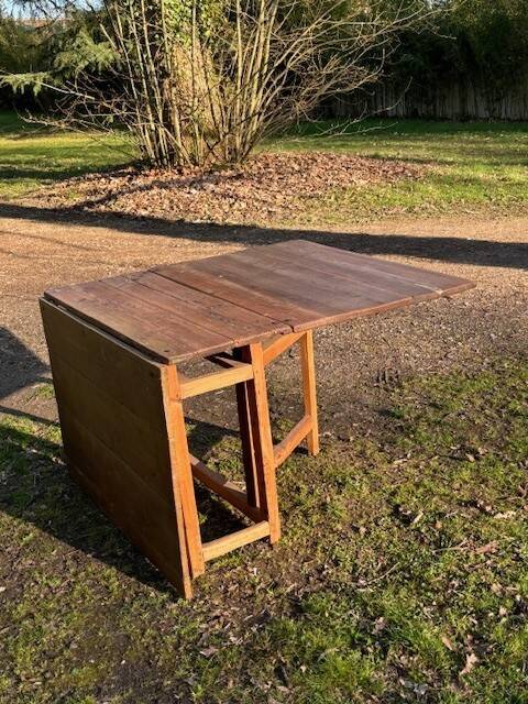 folding table - Sweden, early 19th century