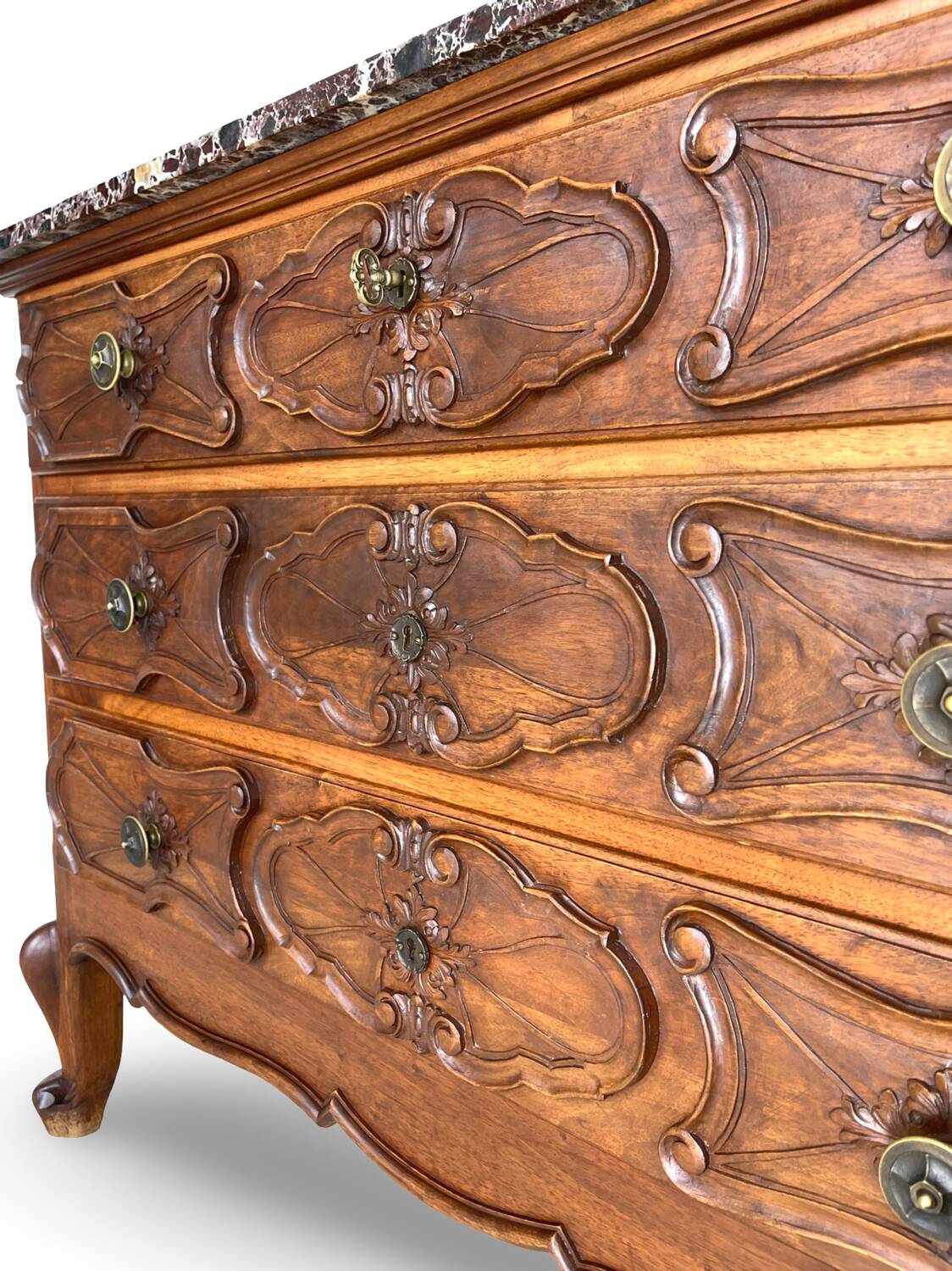 Une commode au design renaissance spectaculaire, de la ville de Turin.