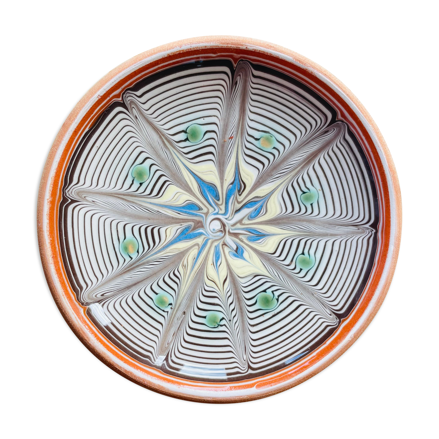 Romanian handicraft ceramic plate