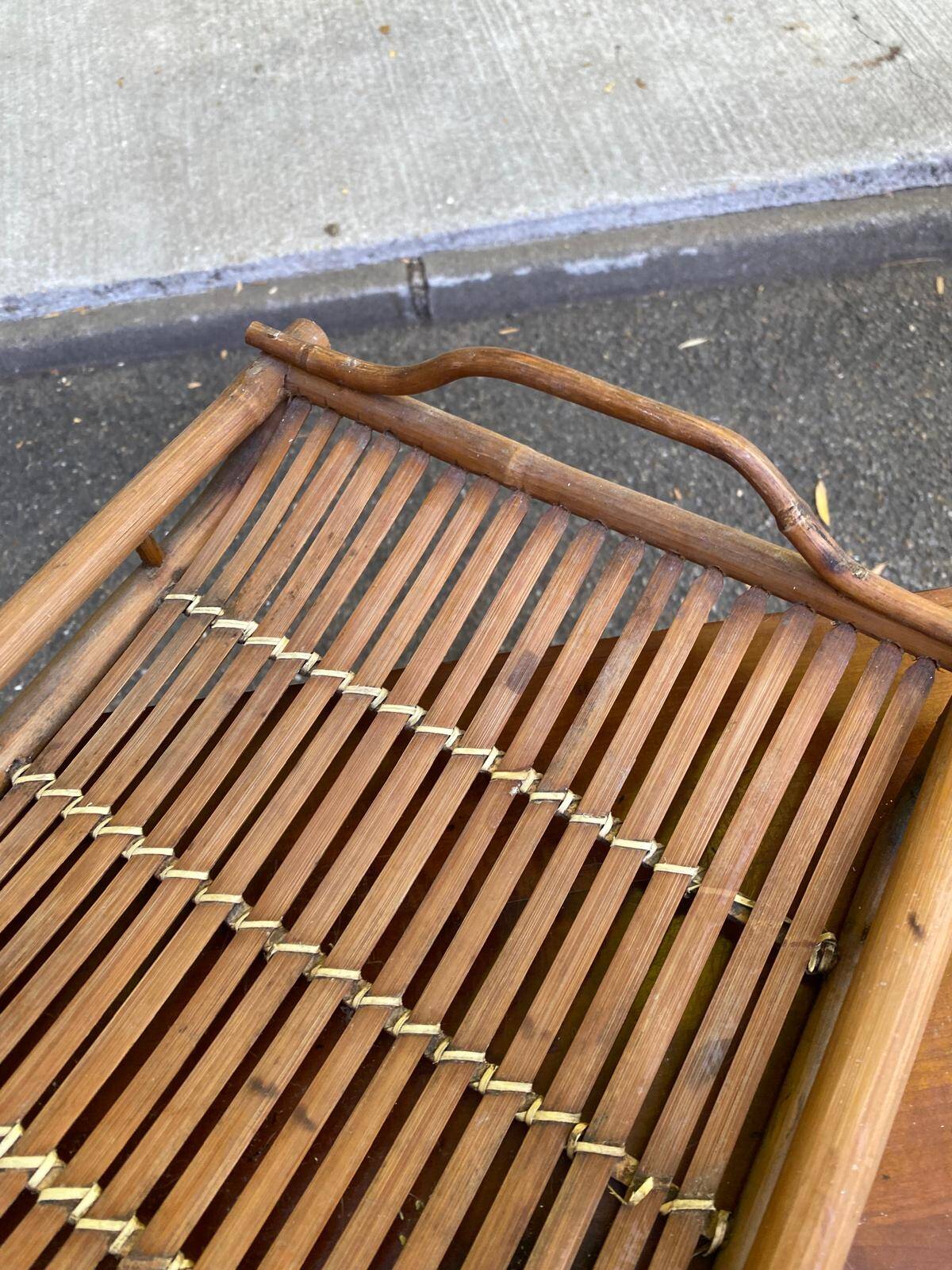Vintage serving tray in bamboo and woven rattan boho / tropical 1970s