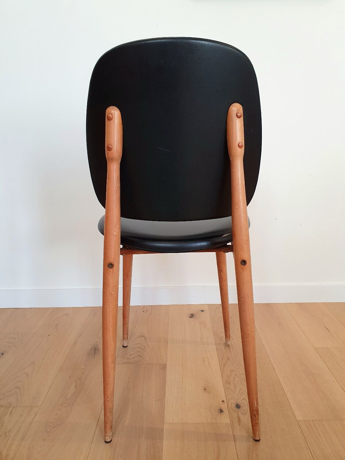 Vintage chairs "Pégase" Pierre Guariche/Baumann