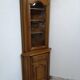 Vitrine d'angle