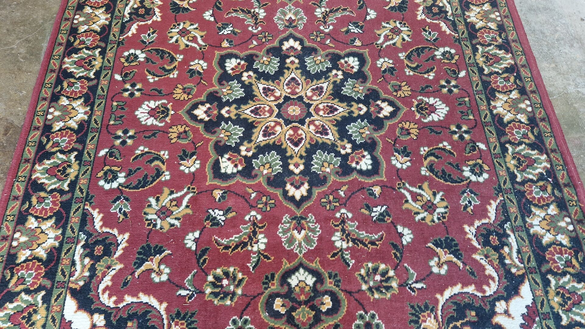 red oriental carpet 2 m 29 x 1 m 71
