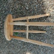 Tabouret 4 pieds ancien en bois