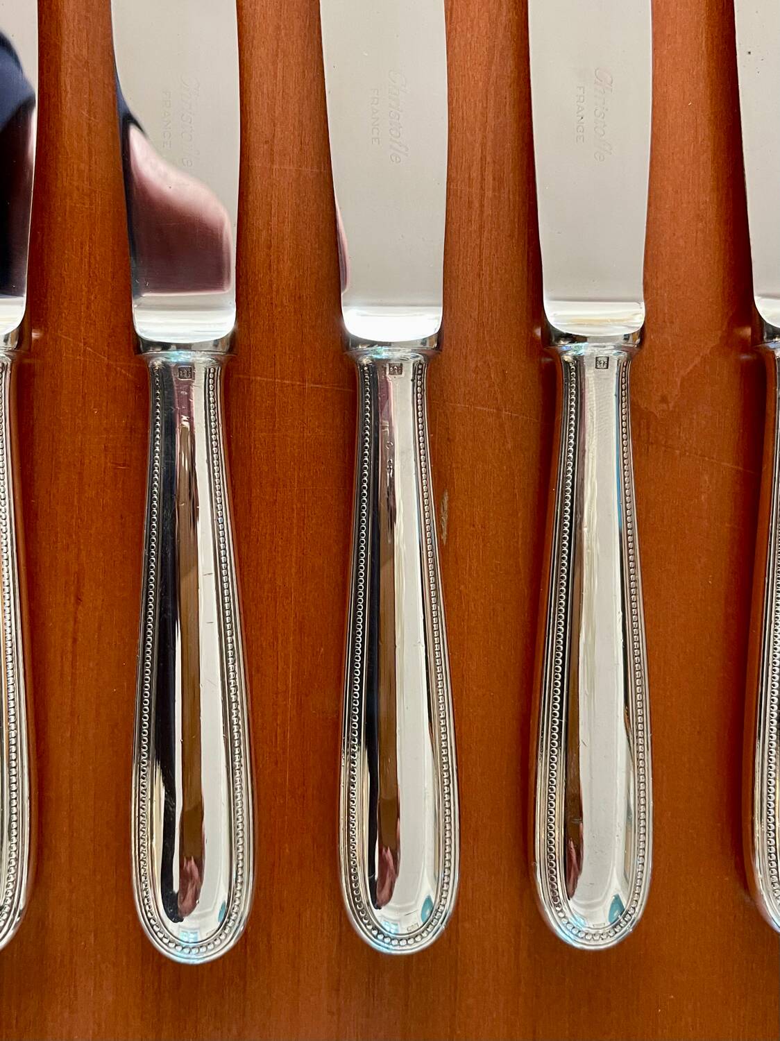 Christofle Perles 12 Table Knives 24.5 cm