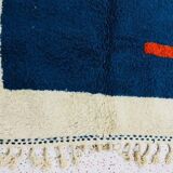 Handmade pure wool rug, size 200 x 300 cm.