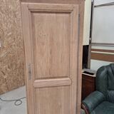 Vintage furniture bonnetière