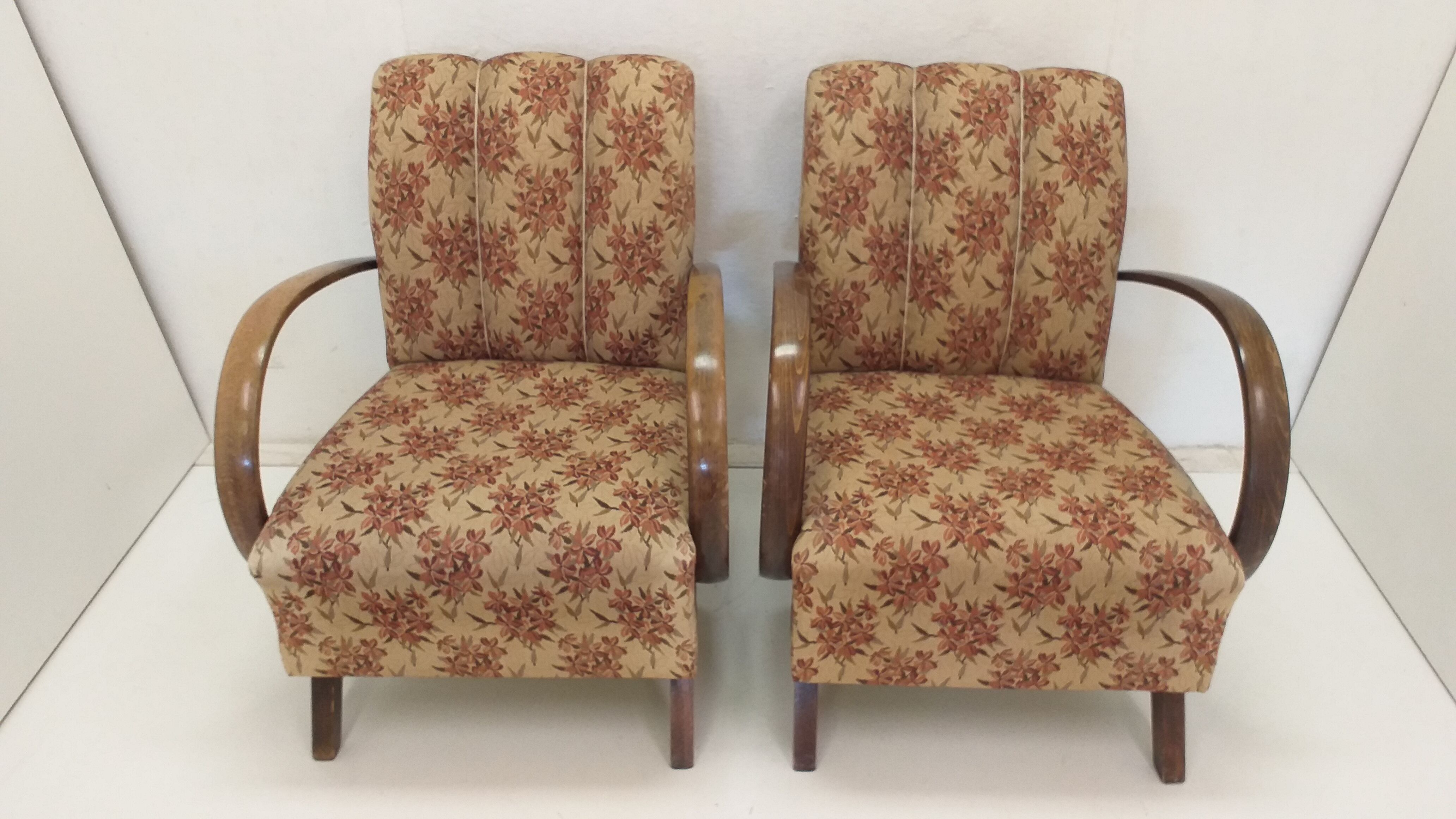 Set of 2 armchairs H 410 Halabala and coffee table for UP Závody, Czechoslovakia