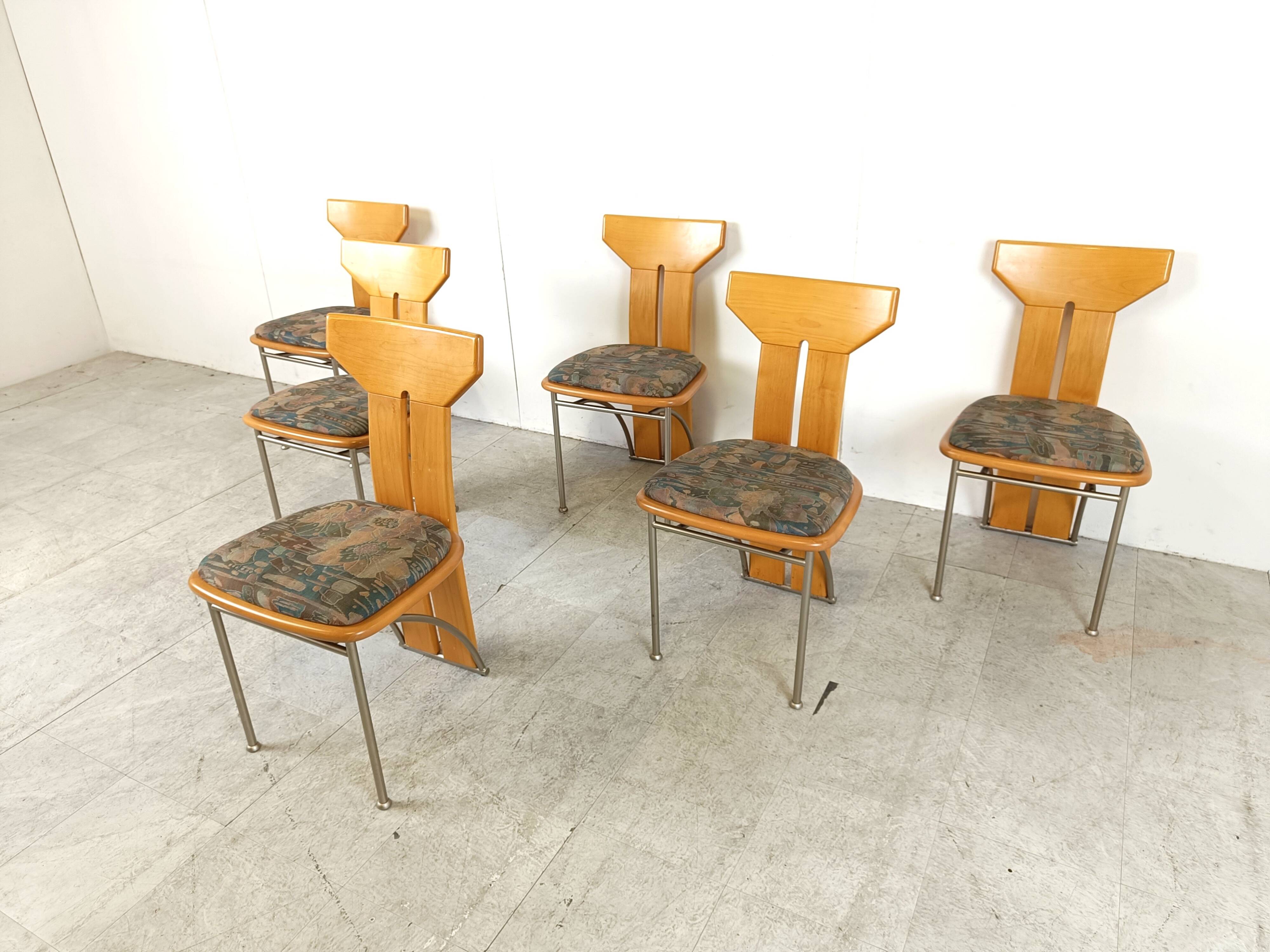 Ensemble de 6 chaises à repas italiennes postmodernes, 1980