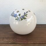 Ancient ball vase with 13 holes in ceramic with painted decoration