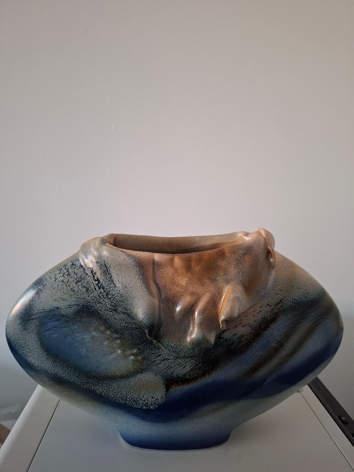 Ceramic vase with glazes