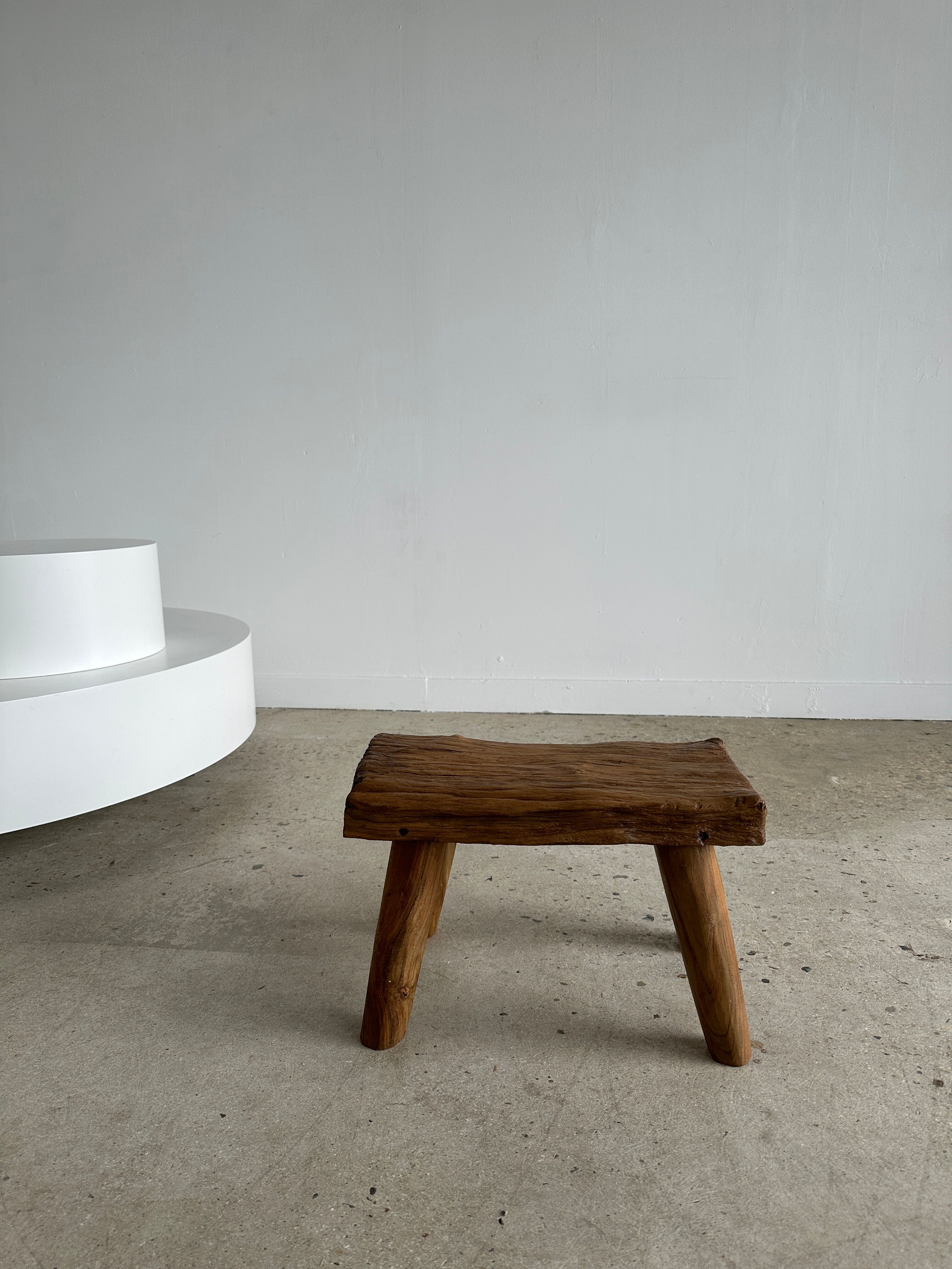 Stool in blond teak