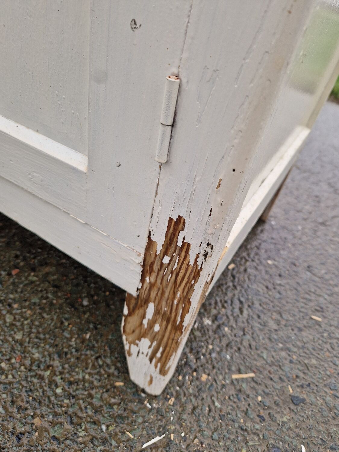 Vintage Parisian wardrobe