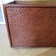 Vintage-coffre rangement-bombé-rotin tressé-années 70-teinte acajou