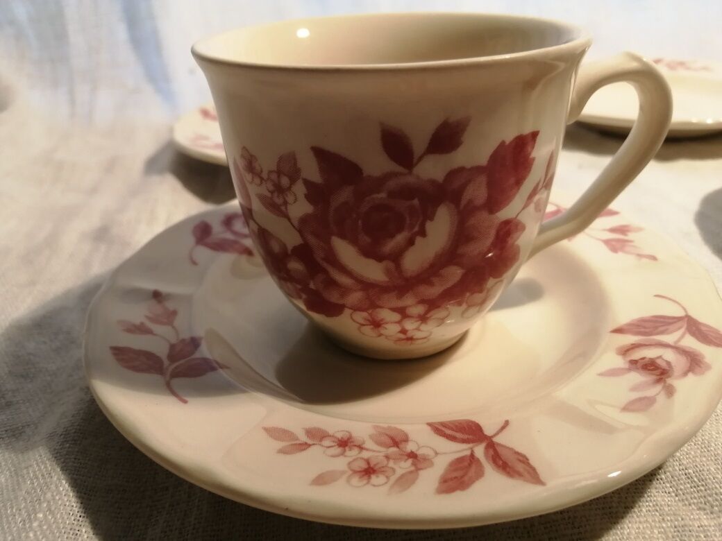 cups and saucers porcelain Claytan Malaysia pink pink