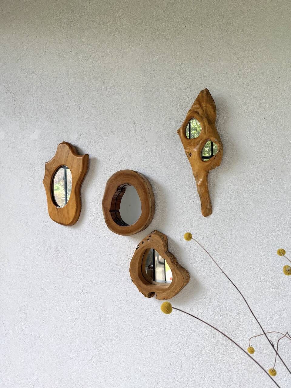 Set de 4 miroirs organiques brutalistes en bois années 50