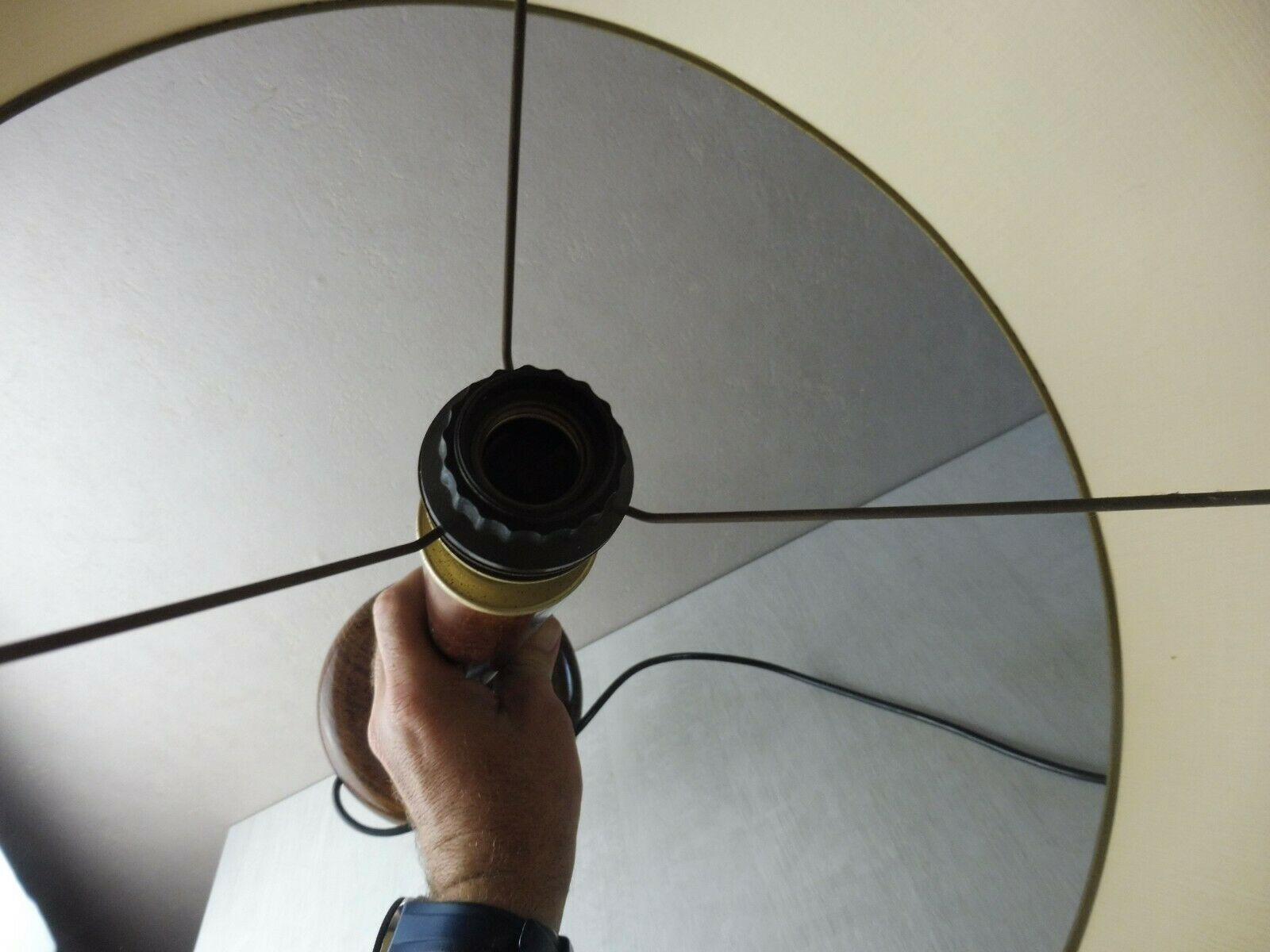 Plate table lamp, wooden, art deco