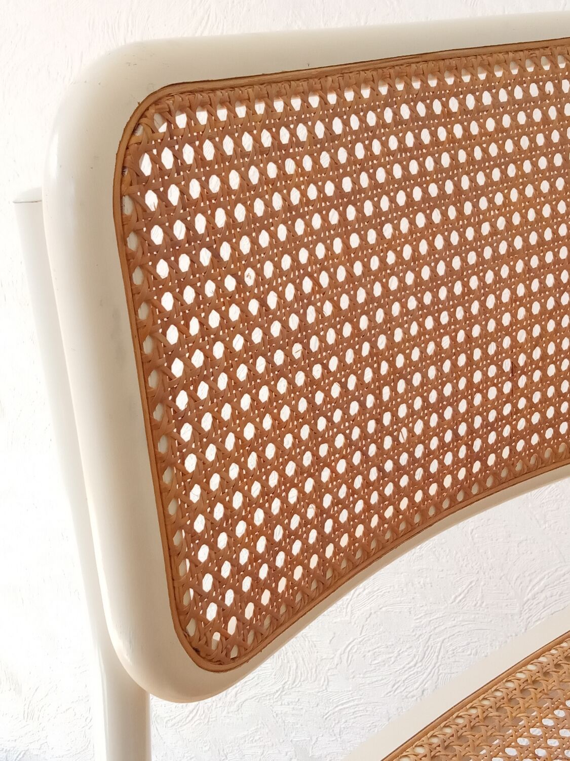 White B32 chair by Marcel Breuer