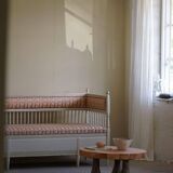 Antique Gustavian canapé / bench from the early 19th century, by a Swedish cabinetmaker.