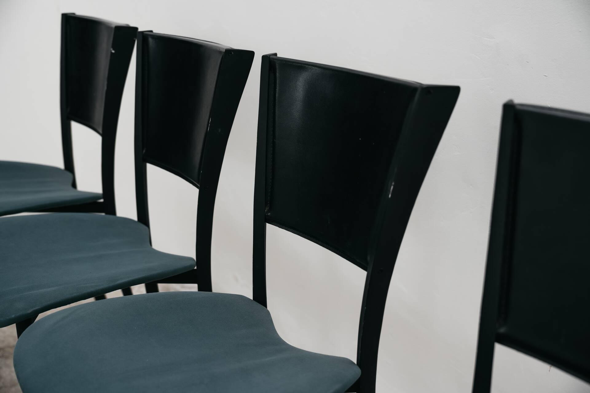 Set Da Pranzo 4 Sedie Design Made In Italy Anni 80 Postmodern