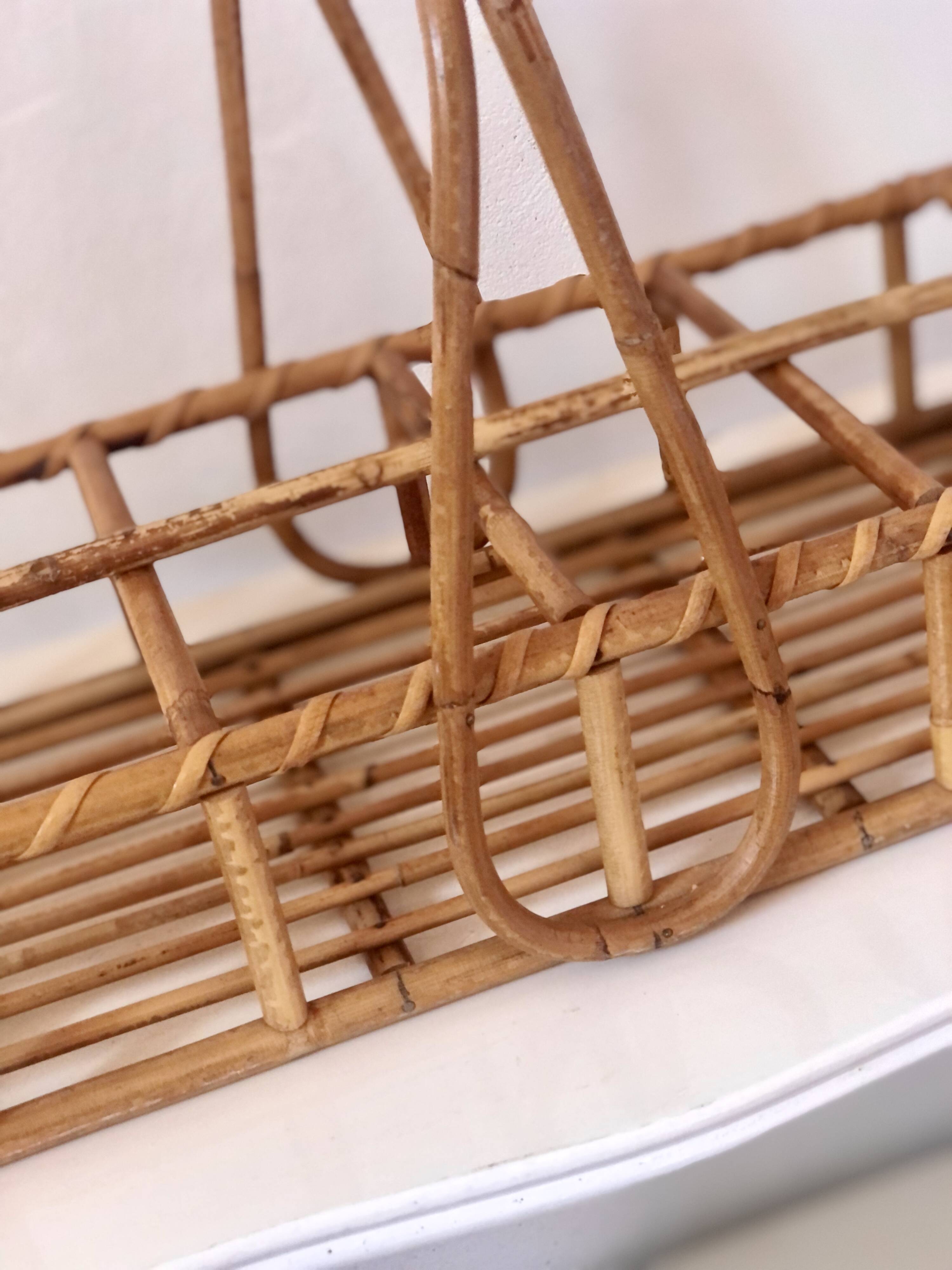 Rattan glass holder